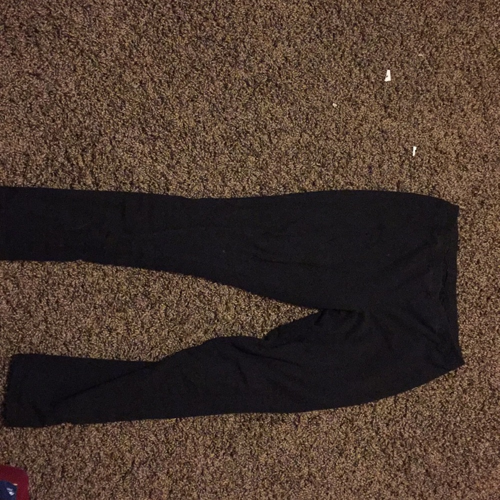 Black leggings